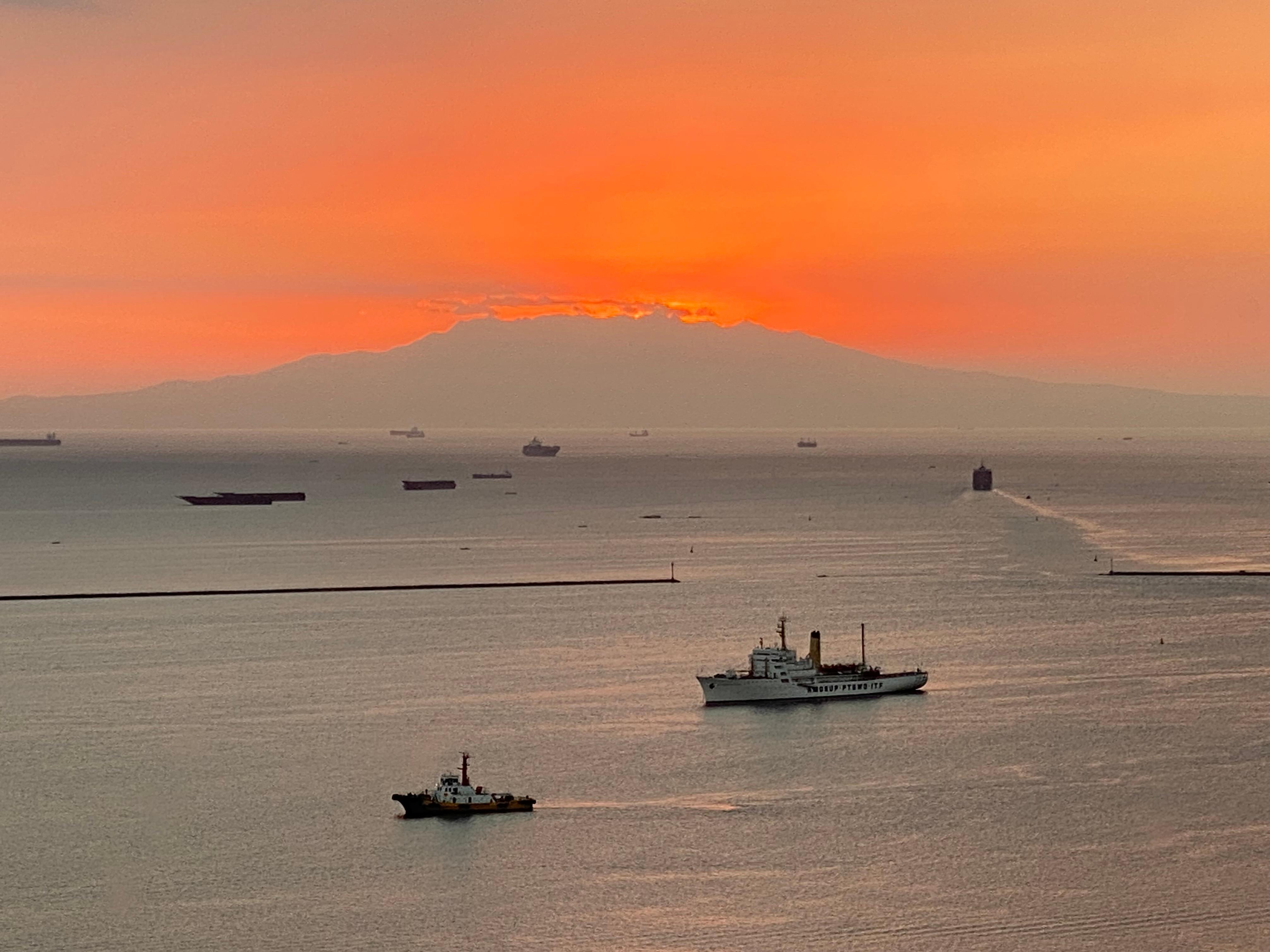 Manila Bay 