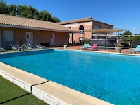 Belle piscine très bonne et propre