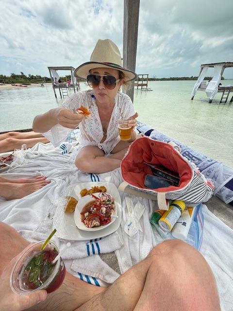 the food at the beach is excellent, ceviche was our favorite