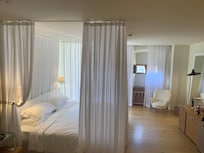 Suite Room facing River Arno is romantic