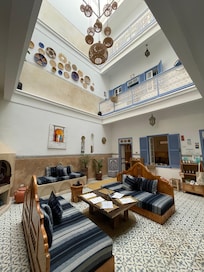 Salon