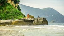 Shirahama beach + shrine