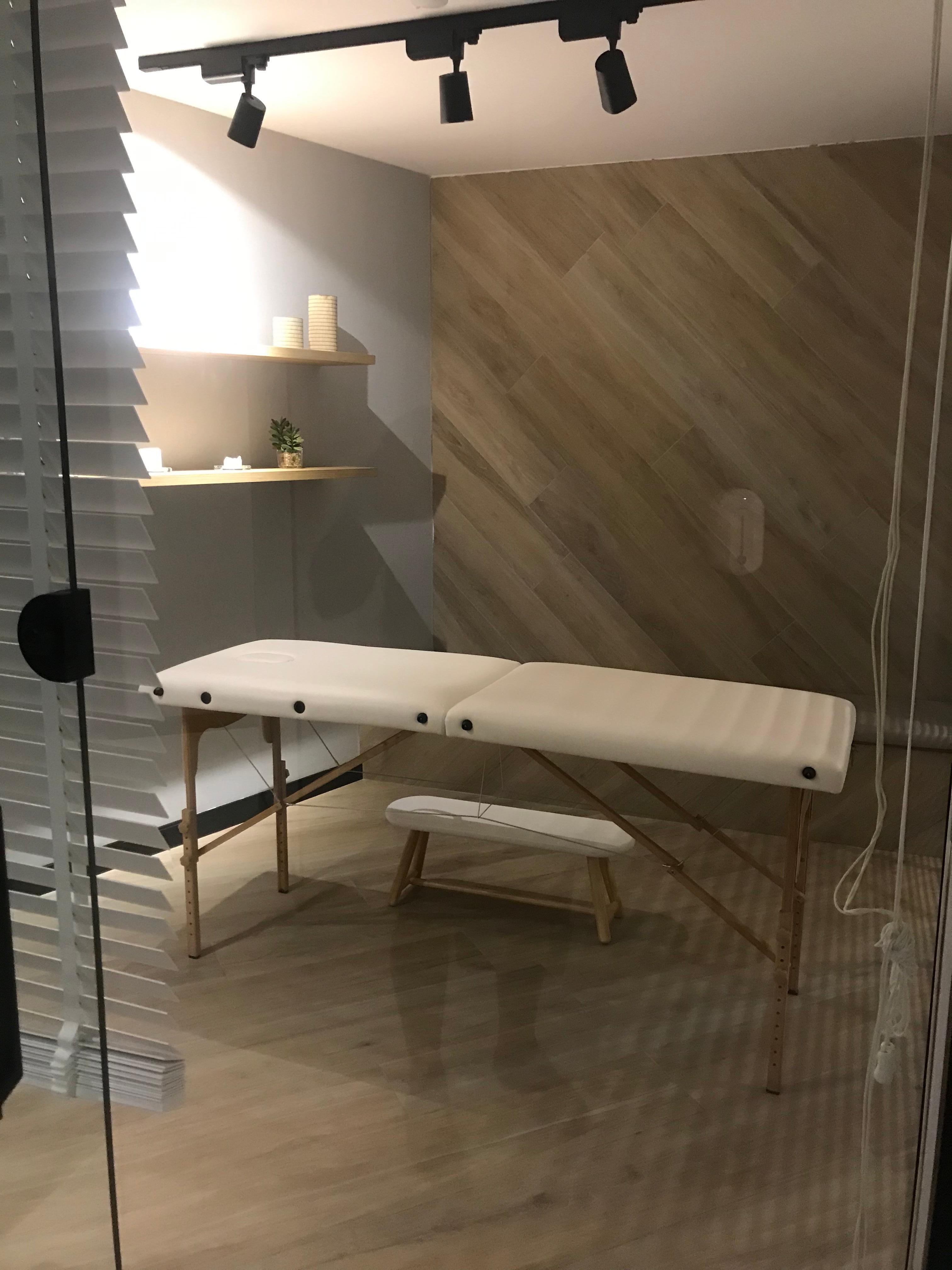 Massage studio 