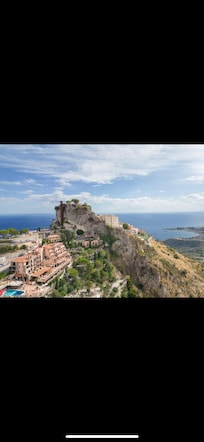 Castemola
