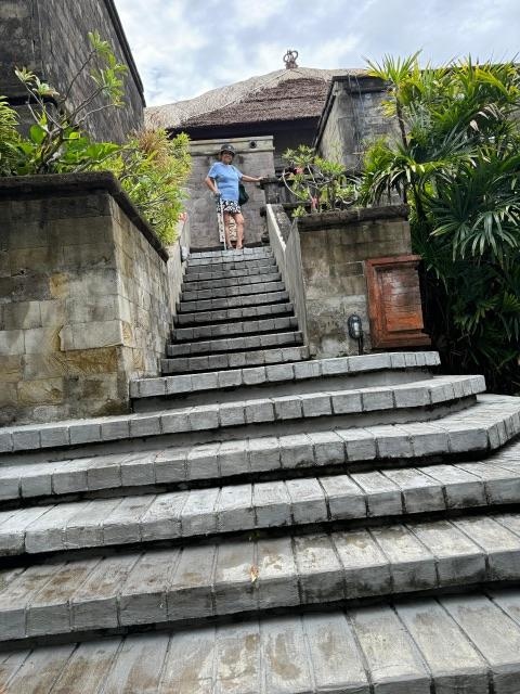 Steps to climb to the room. No railing to support