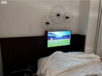 Espaço mínimo do quarto.