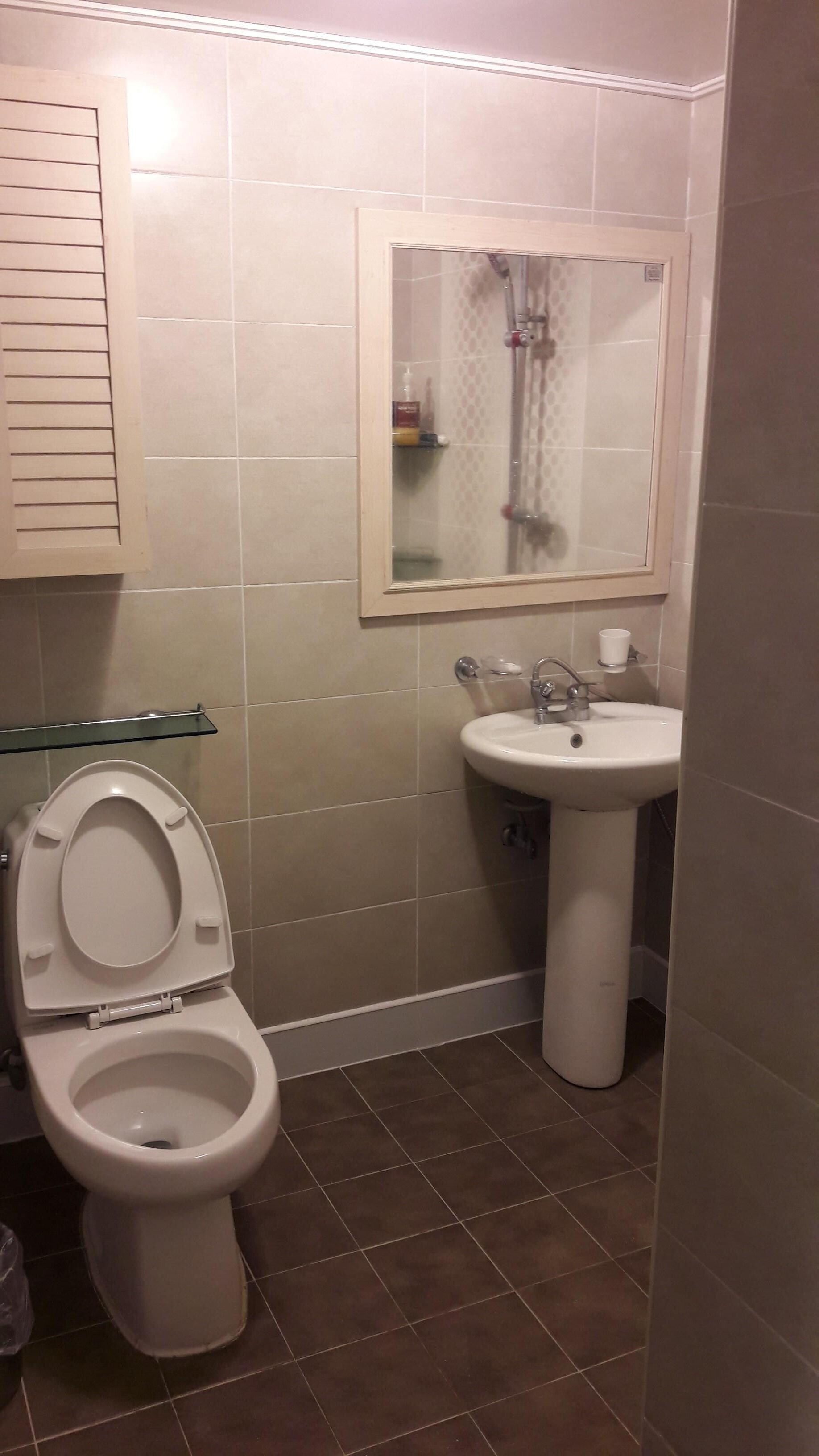 아까 얘기한 세면대에 수도꼭지는 꼭 체크