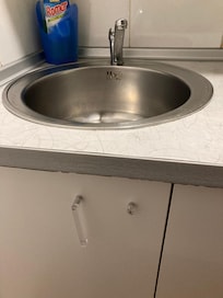 Broken/missing  handles in kitchen