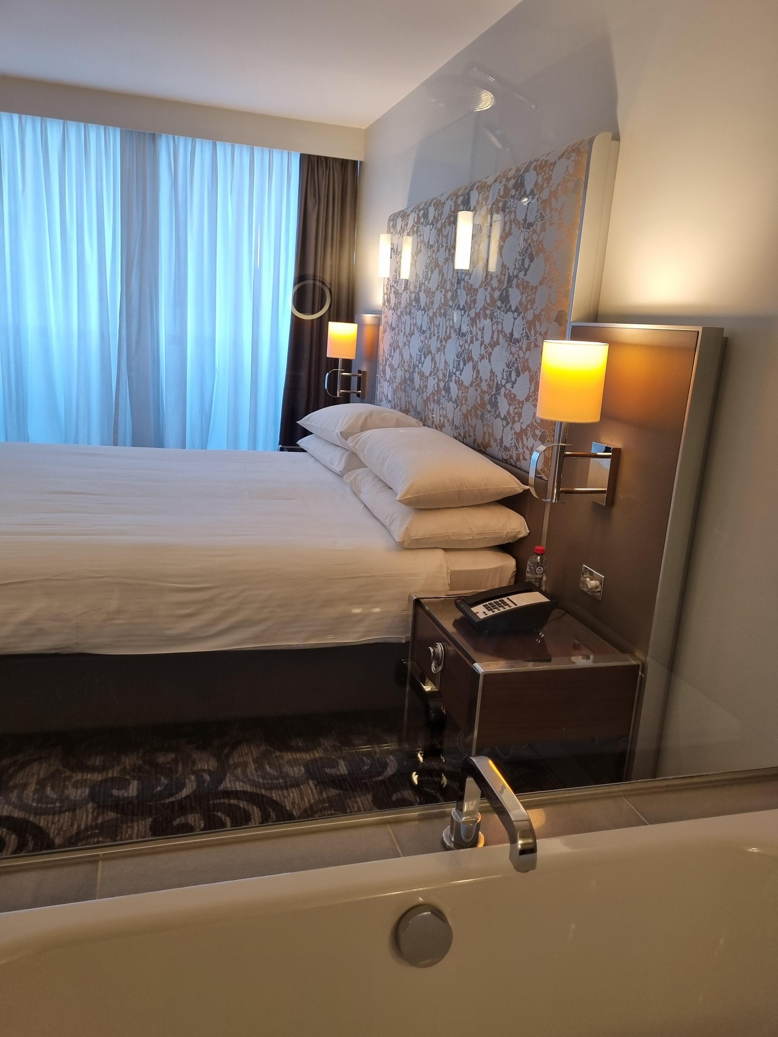 Clean and comfortable room, bed and bed linen!