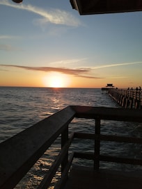 Coucher de soleil depuis le ponton PIER