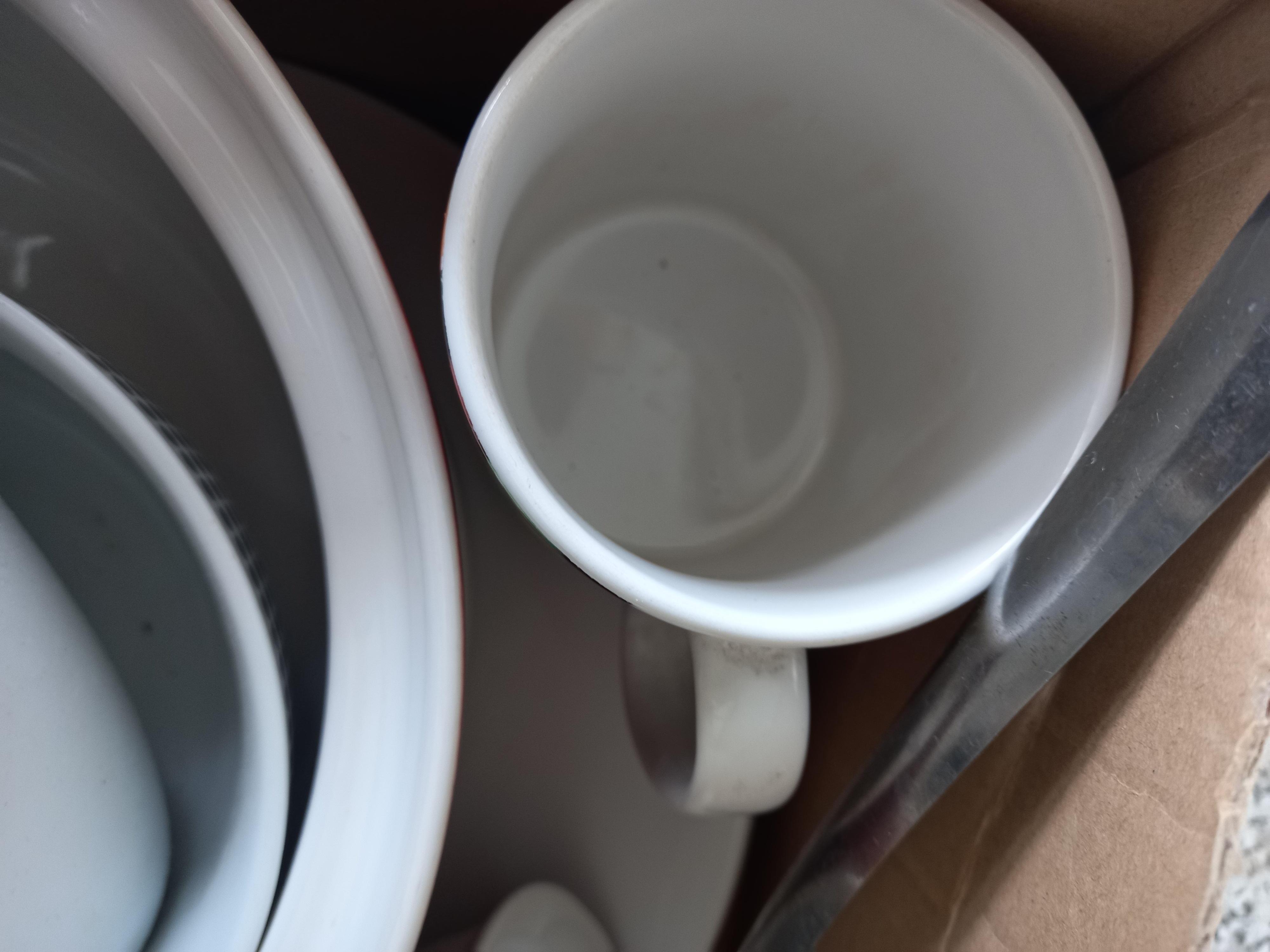Trajeron para que usemos ess tazas sucias 
