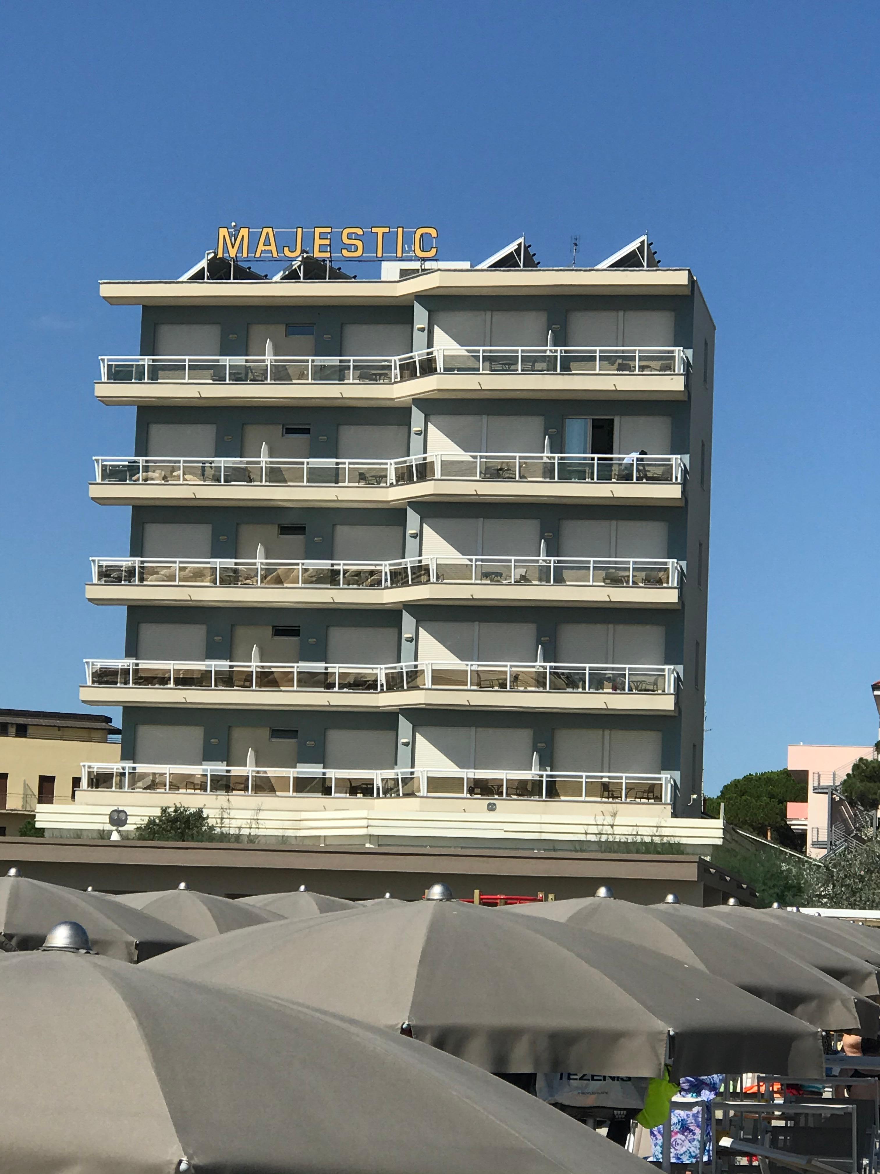 L’hôtel depuis la plage 