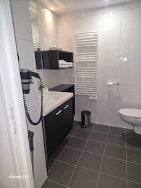 Salle de bain, sèche-cheveux