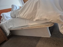 Interesting bed construction