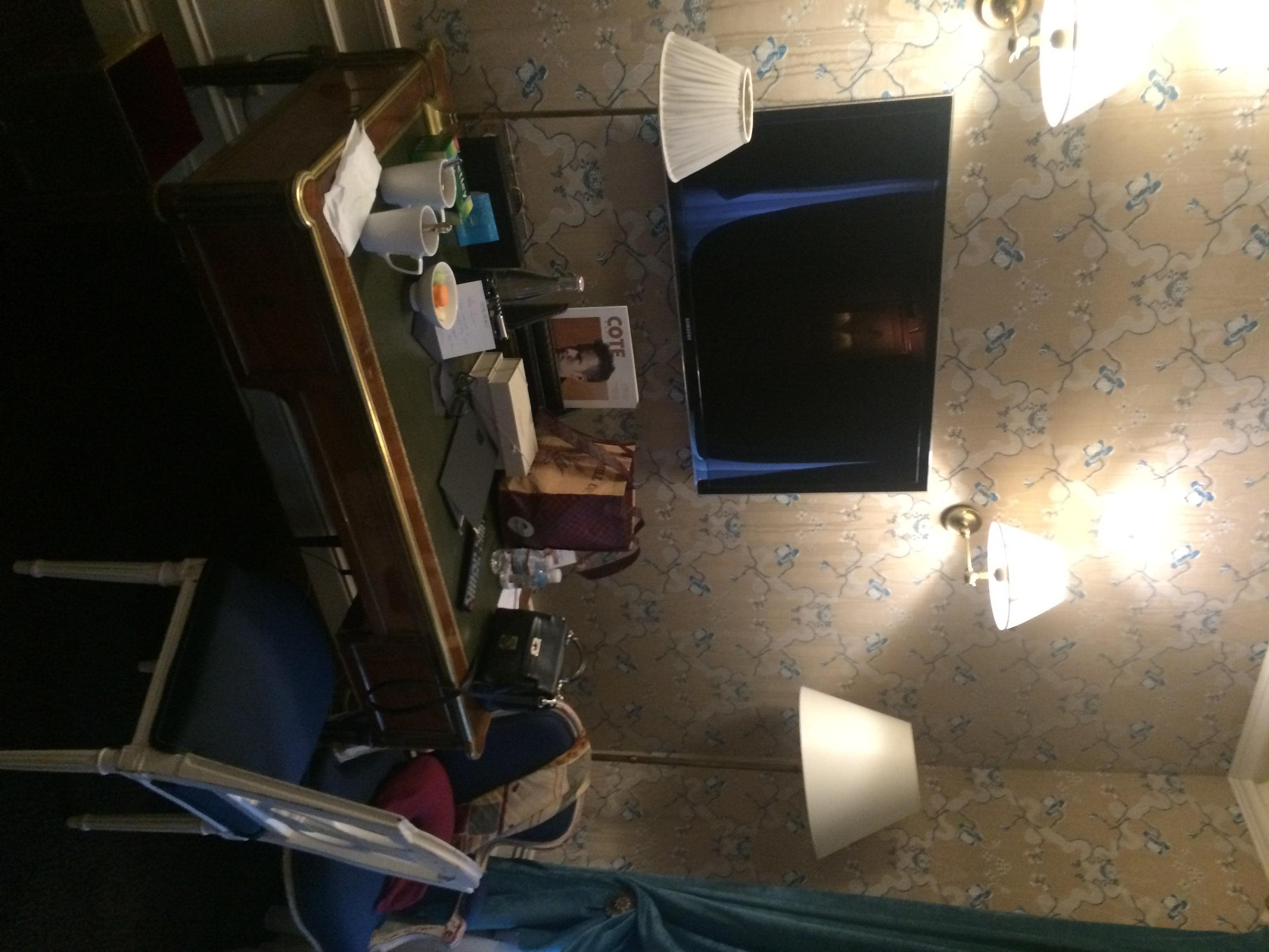 Table in Superior Room