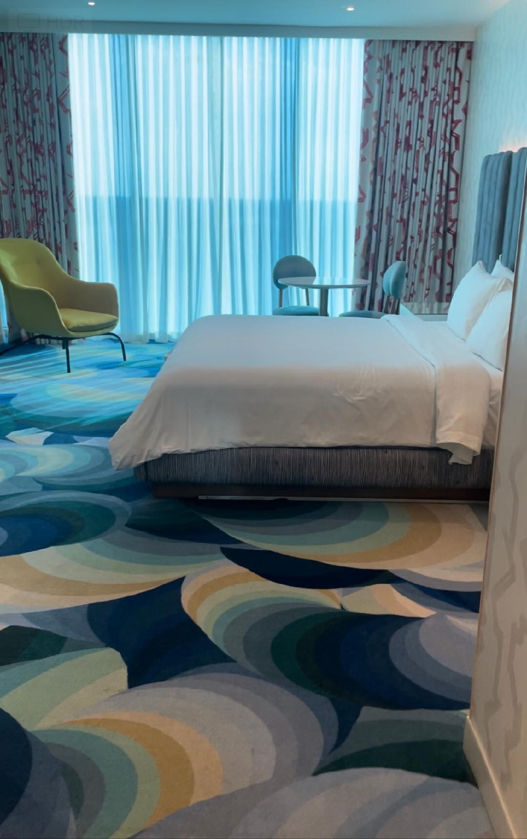 Standard room, king bed