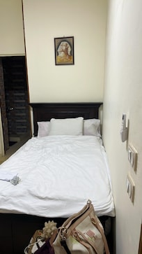 Sphinx room