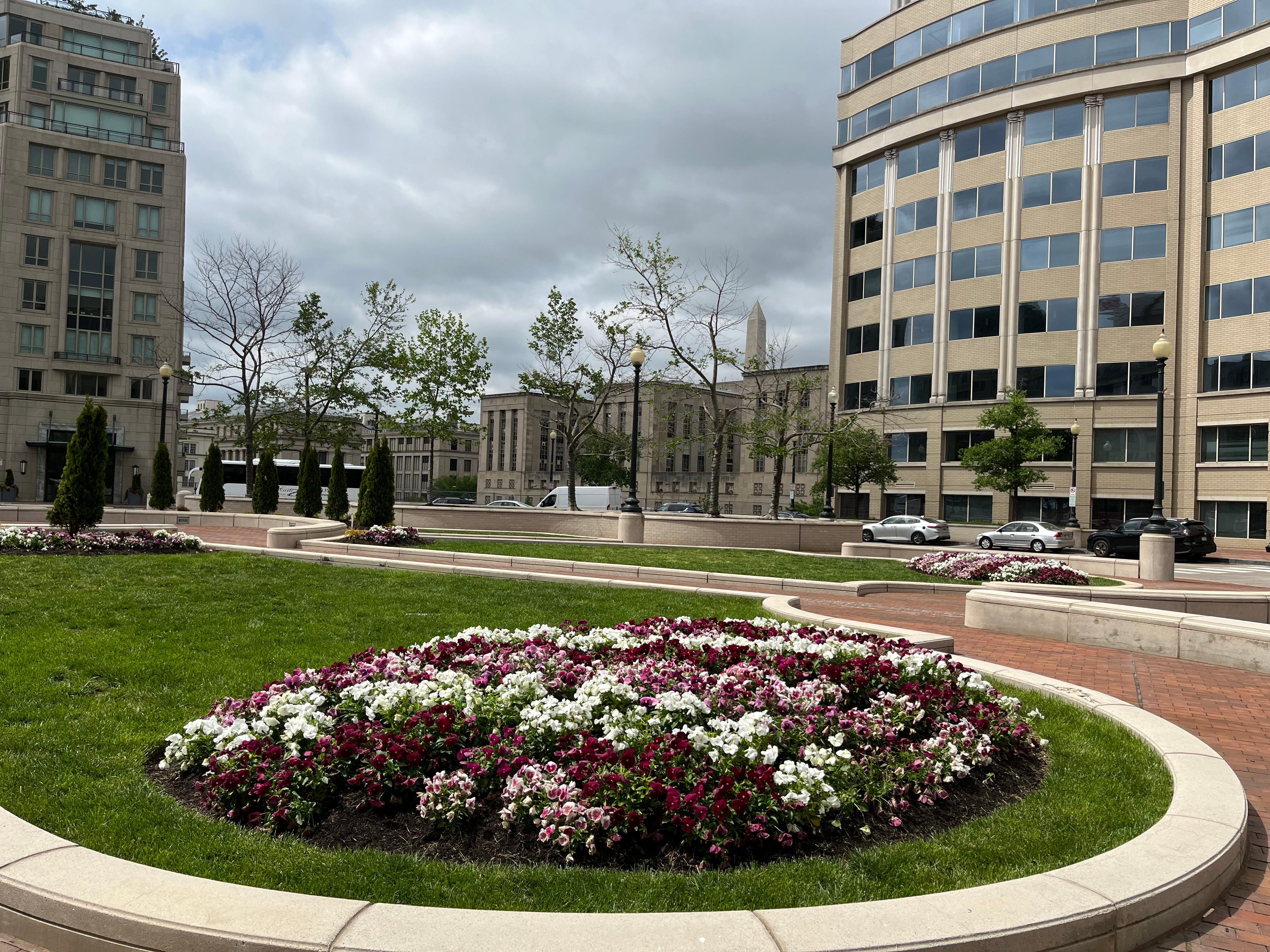 Grounds in front of hotel 