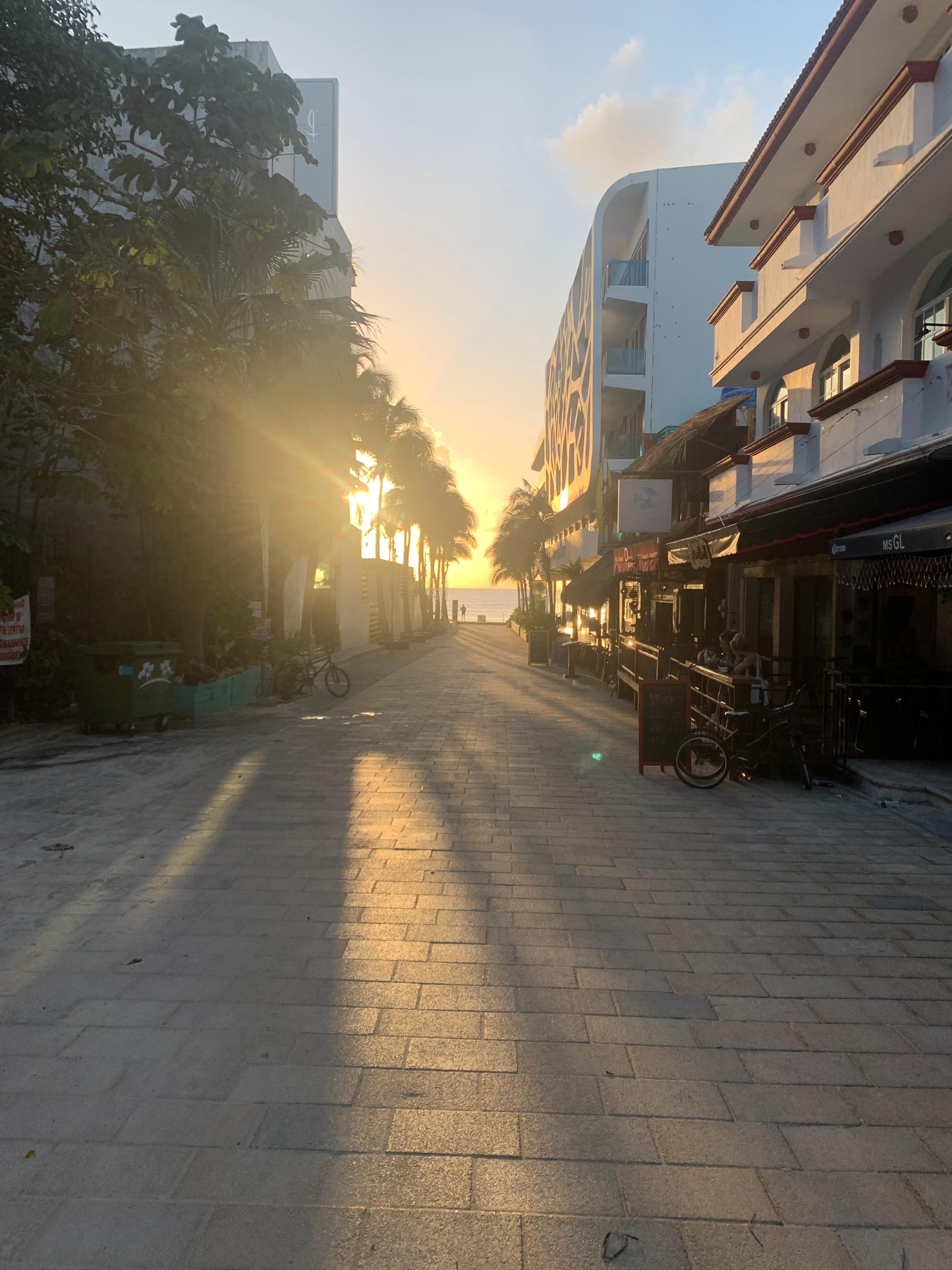 All’uscita dell’hotel