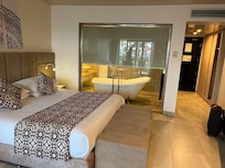 Mit Kleopatras Badewanne