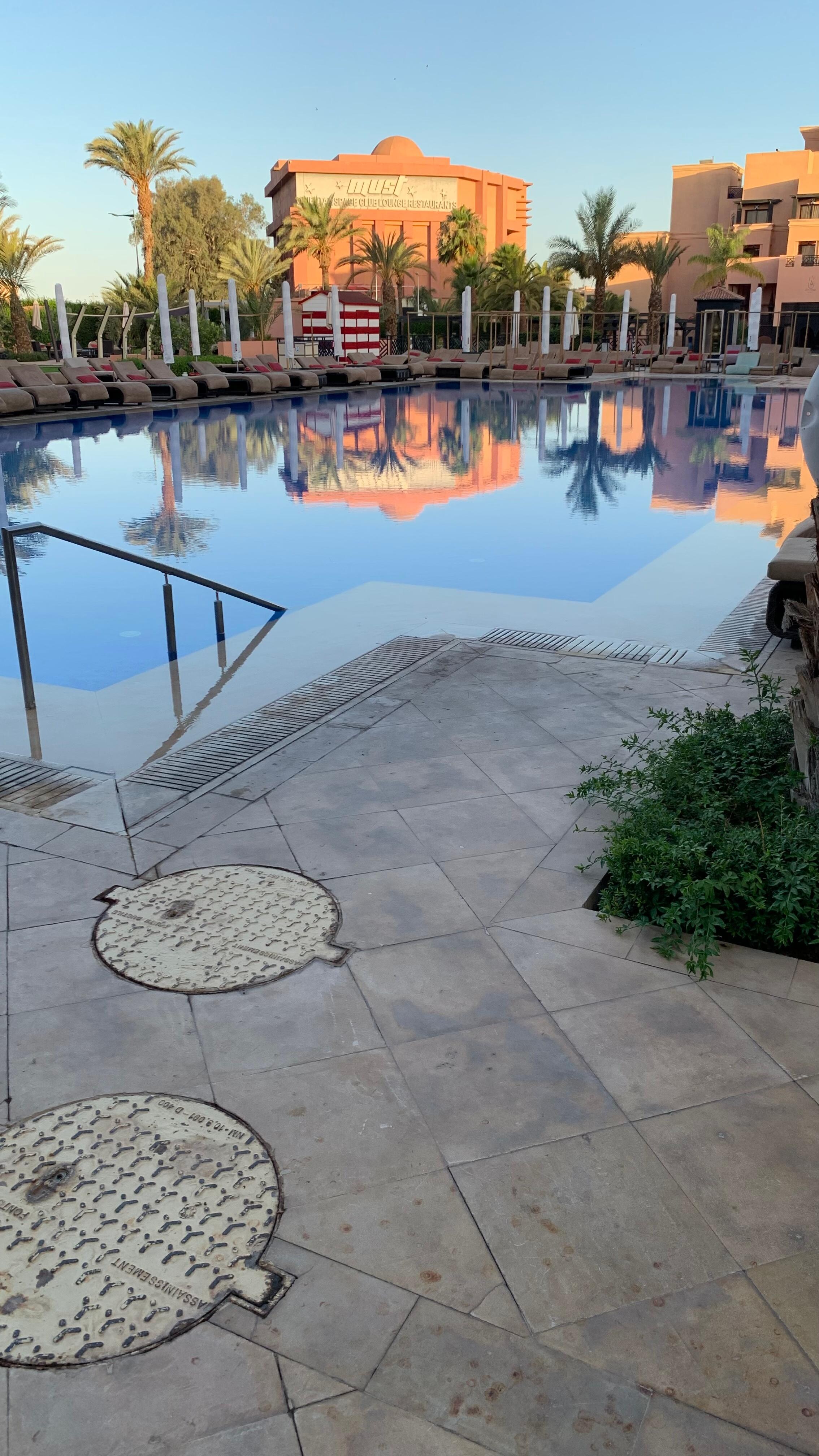 Piscine au réveil