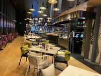 Salle petit déjeuner