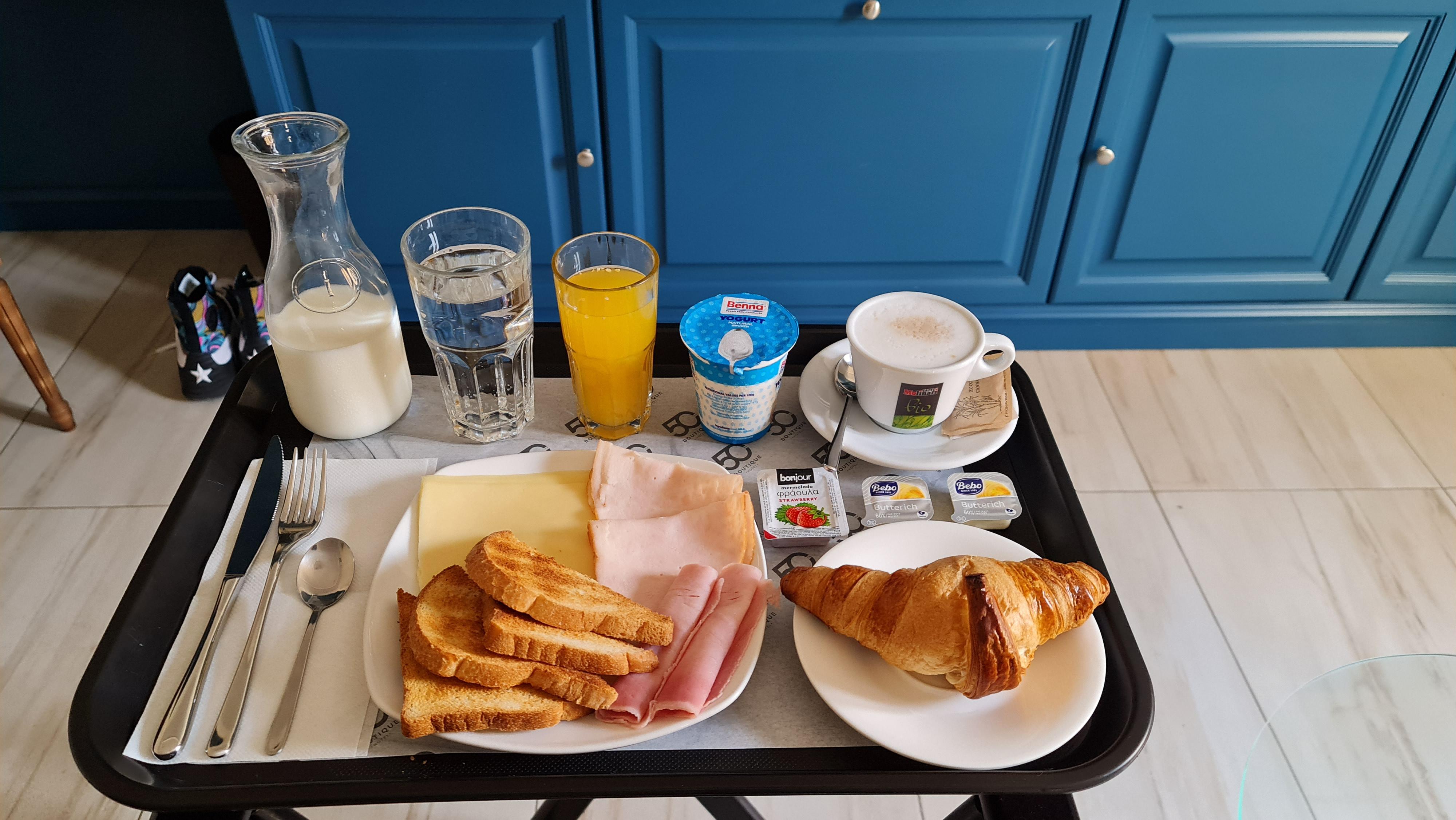 Frühstück auf dem Zimmer