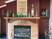Breakfast area decor