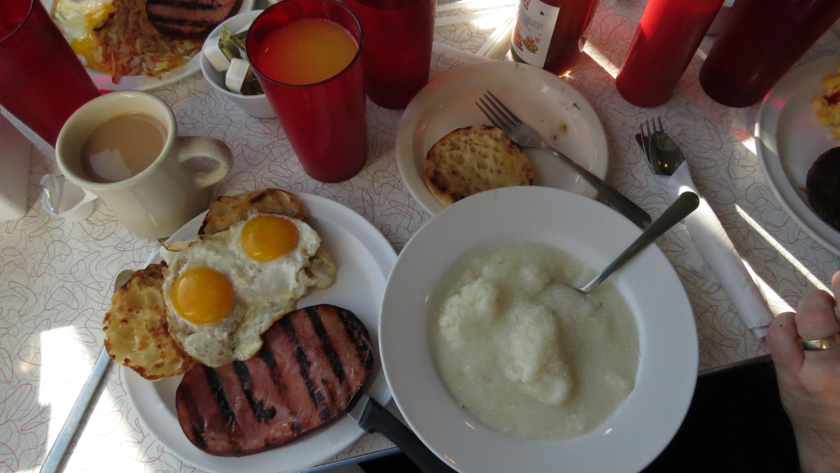 Penny's Diner (hotel registration)