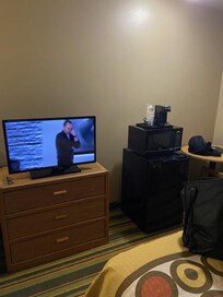 No local channels, only movie channels