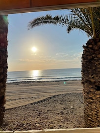 Breakfast on the beach