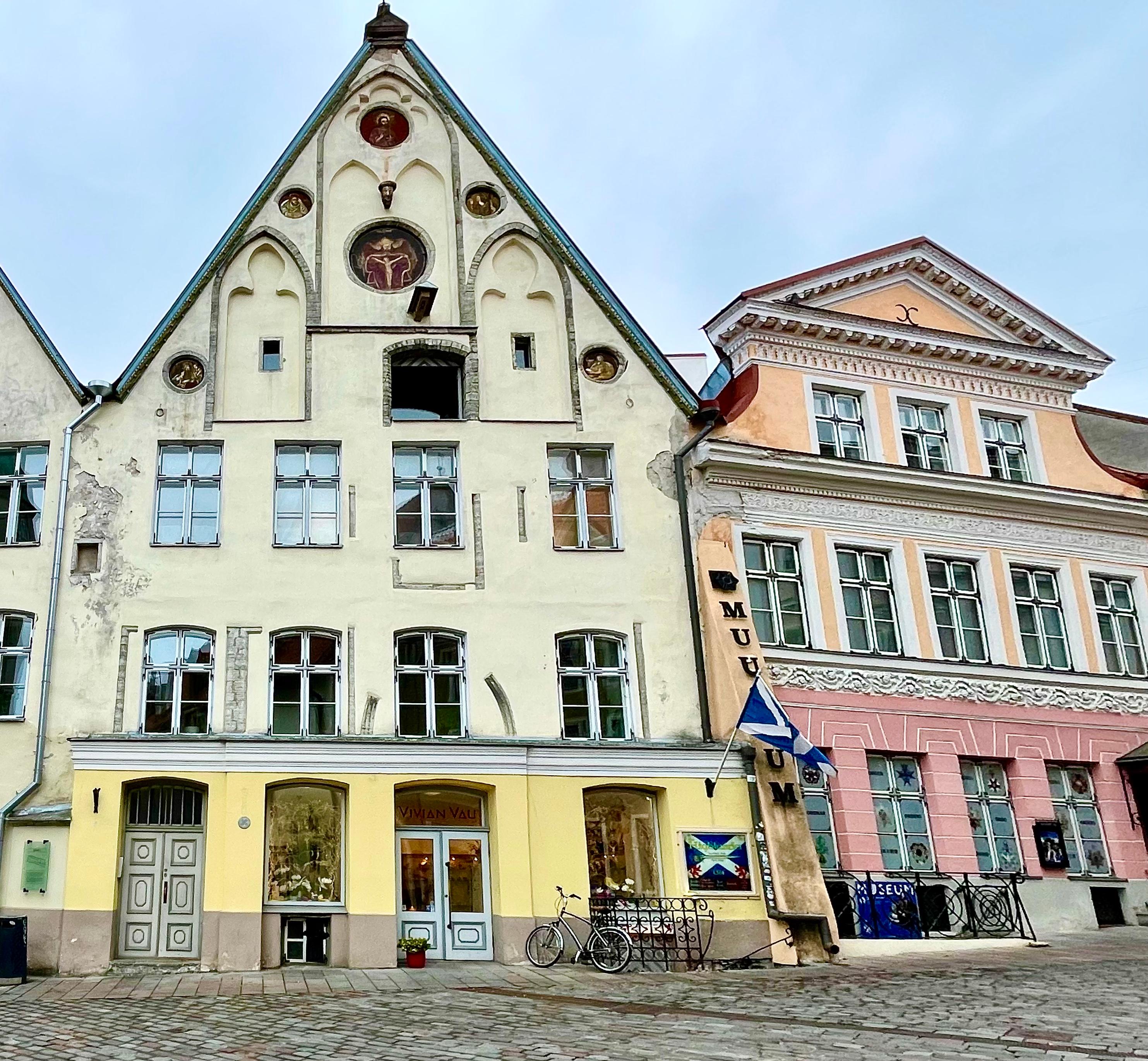 Old houses 