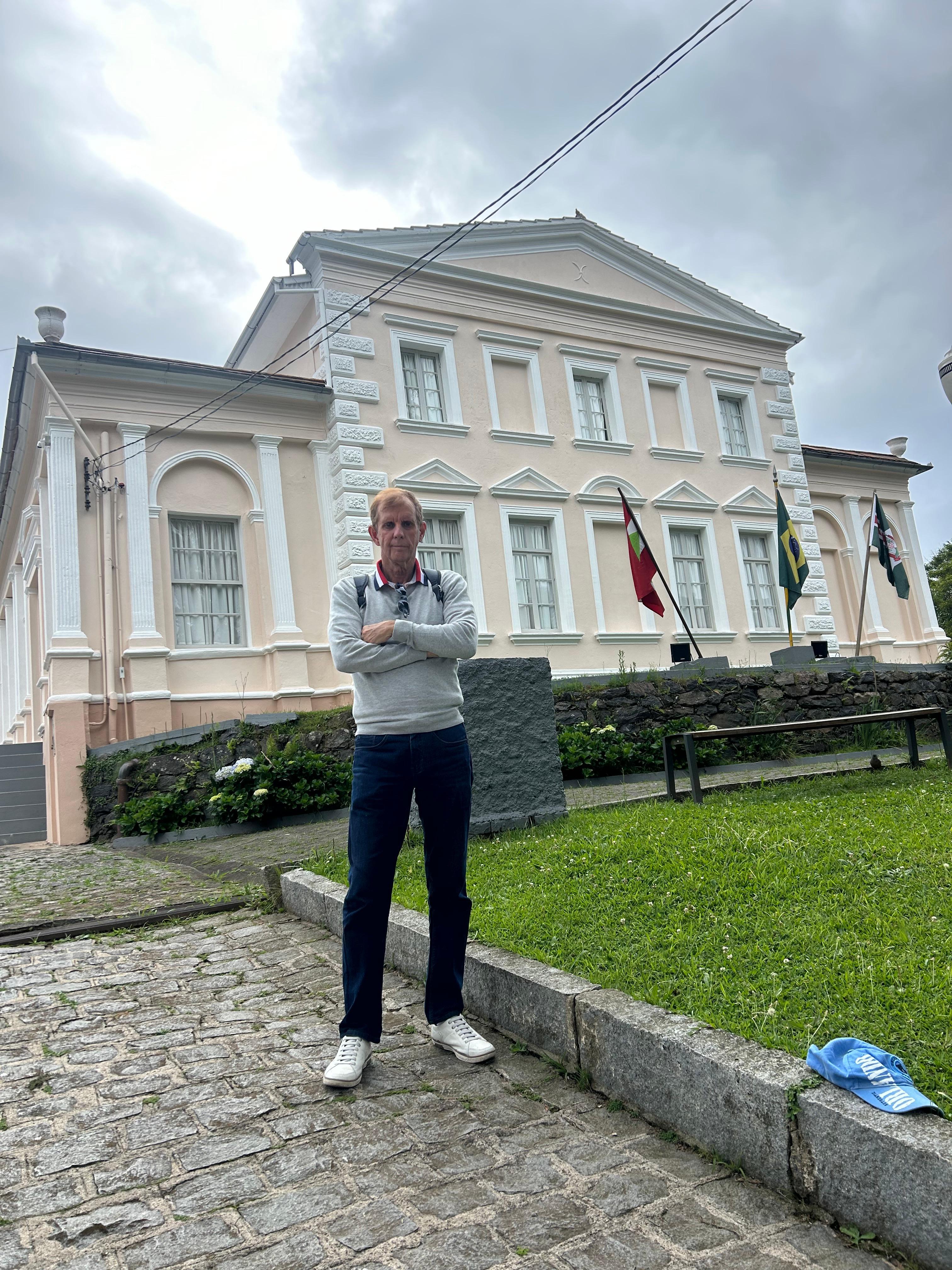 Tur histórico pela cidade e esse registro foi de fronte ao museu. Maravilhoso!