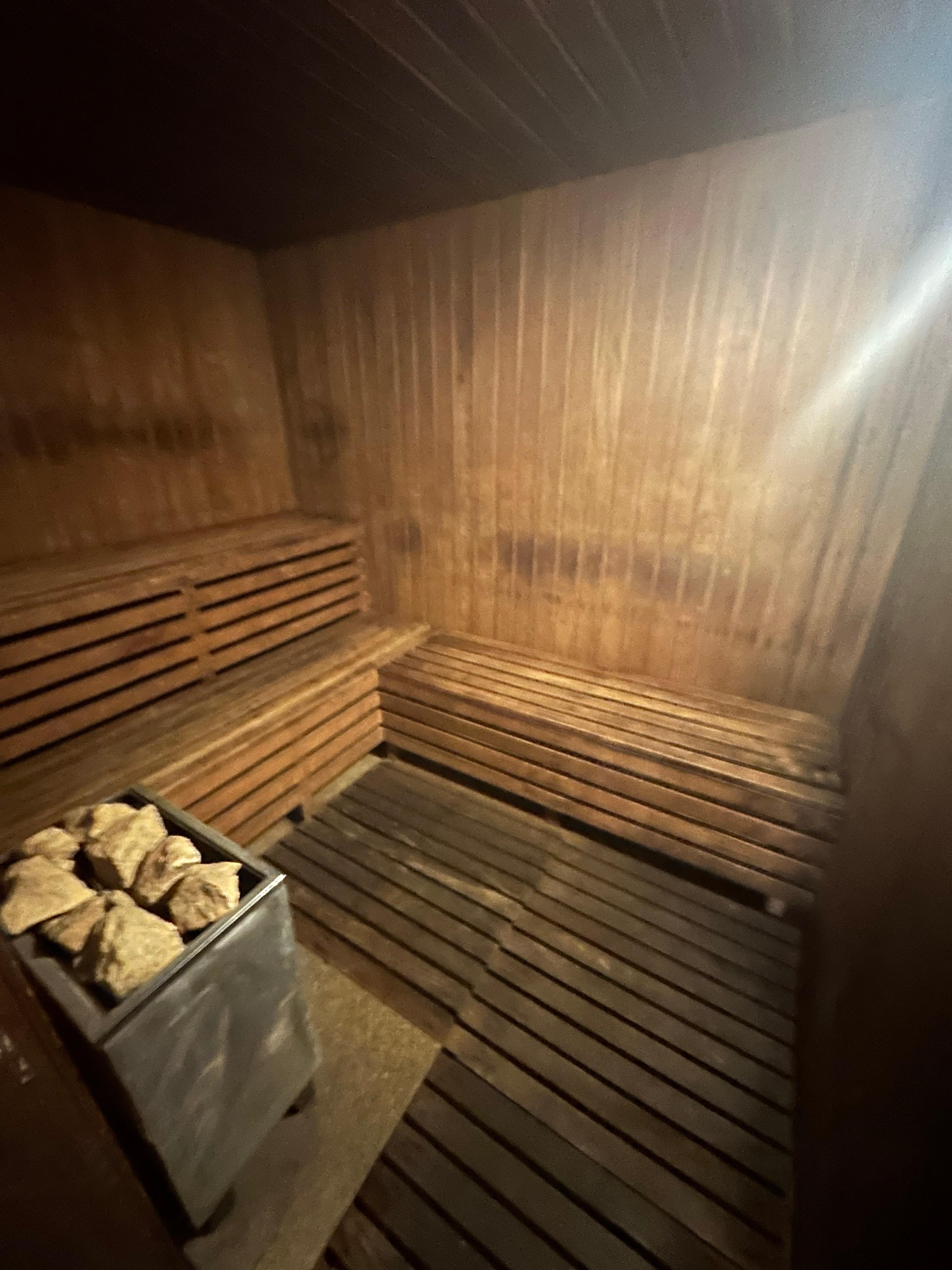 Dry sauna