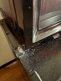Filthy microwave and it did not work