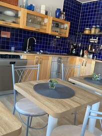 Kök/frukostmatsal