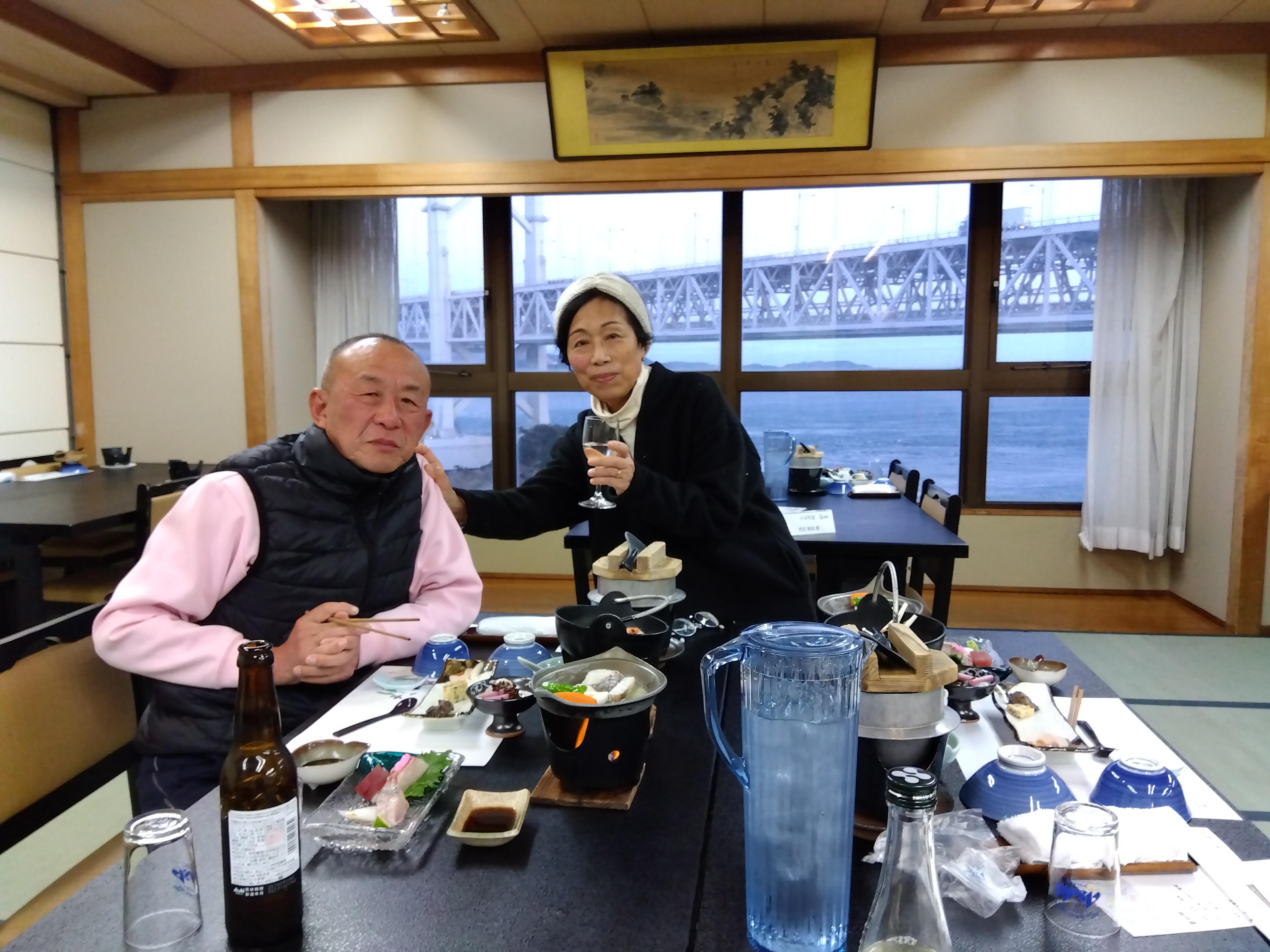 鯛づくしの夕食。
ゆずワインを追加して、乾杯！