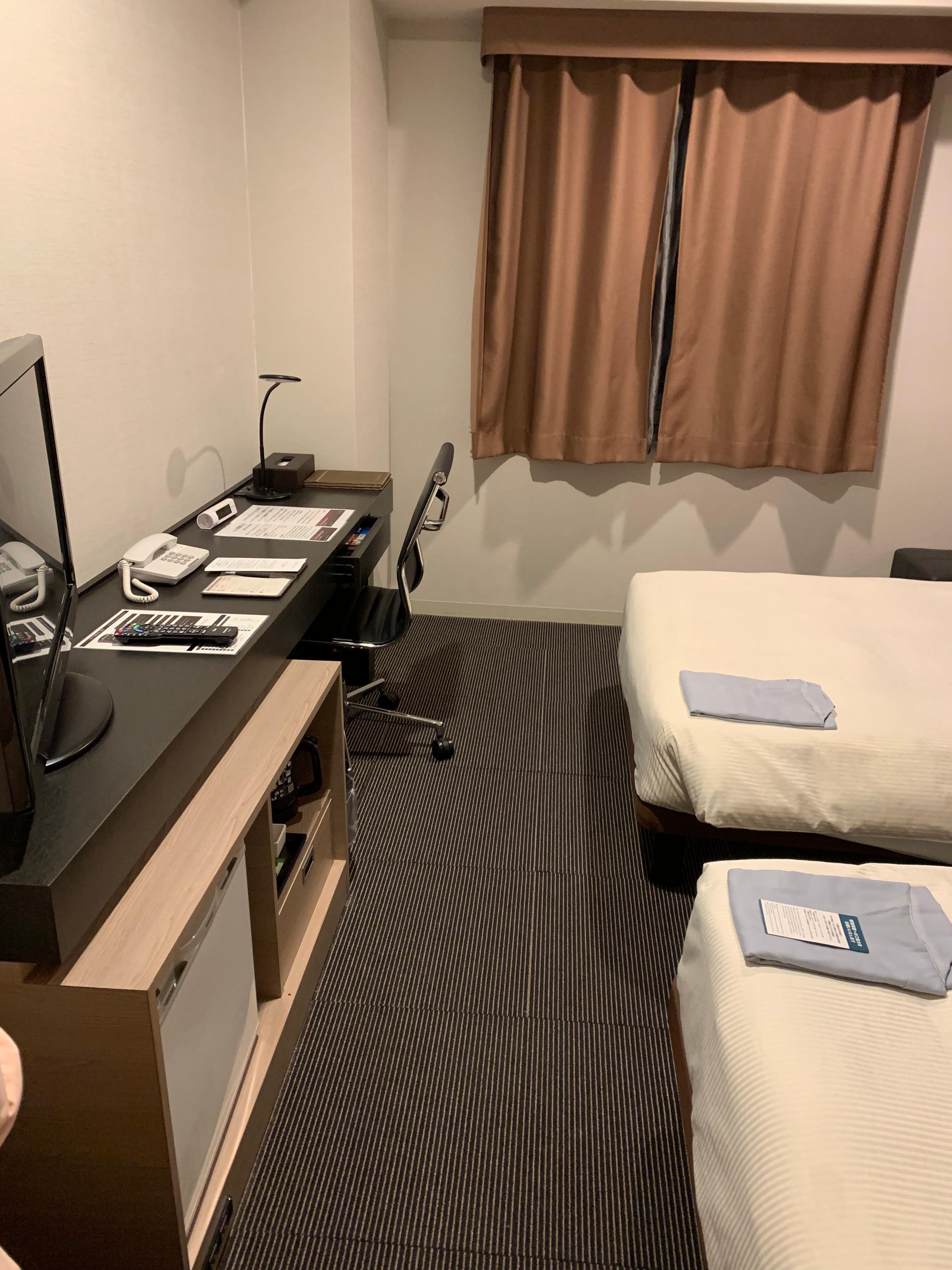 第二次住到大間的，行李箱比較好開了