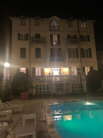 Lovely quiet atmosphere at night by the pool.