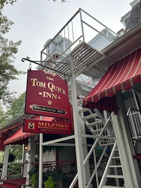 Charming old school inn in historic town!