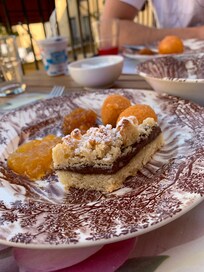 The amazing cake at breakfast!