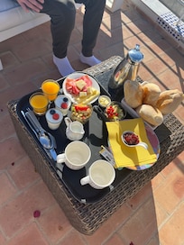Petit déjeuner préparé par Rose