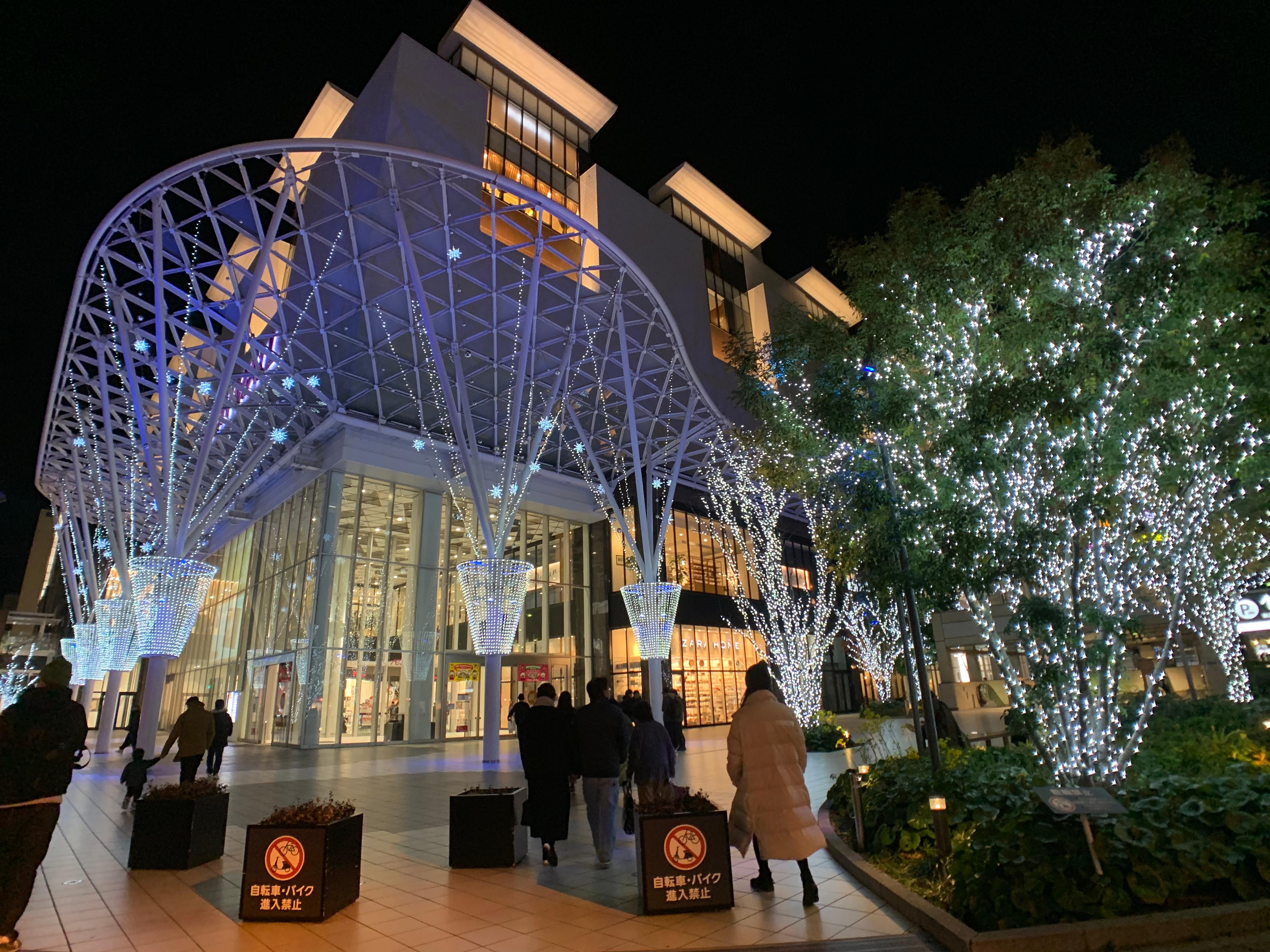 飯店走5分鐘就到