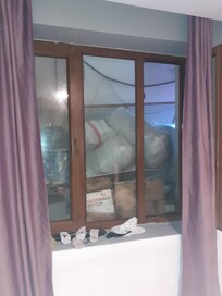 FenĂȘtre bloquĂ©e (Cartons, sacs ...)