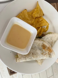 Colourless food. This is taco.