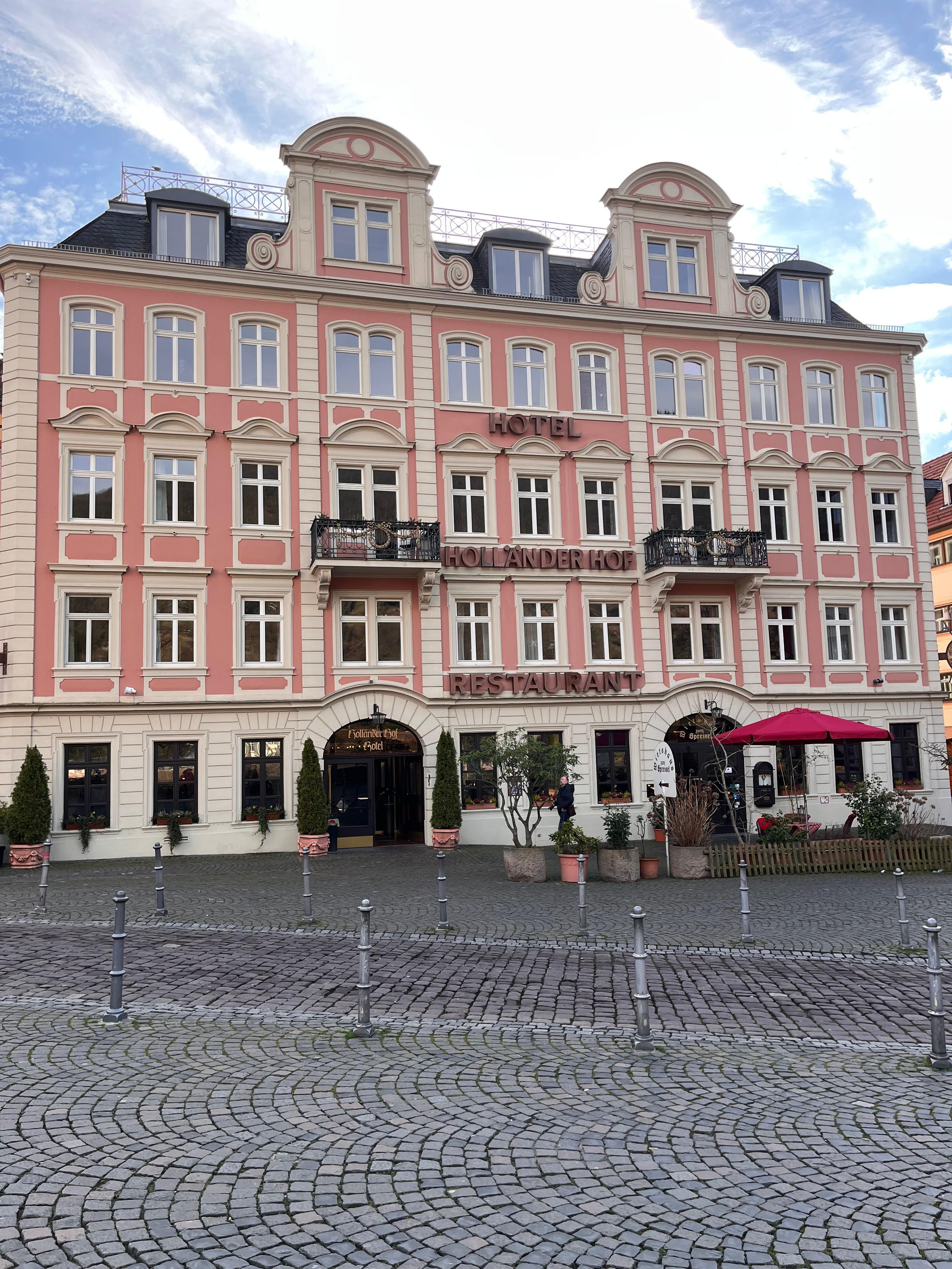 The exterior of Hotel Hollander Hof.