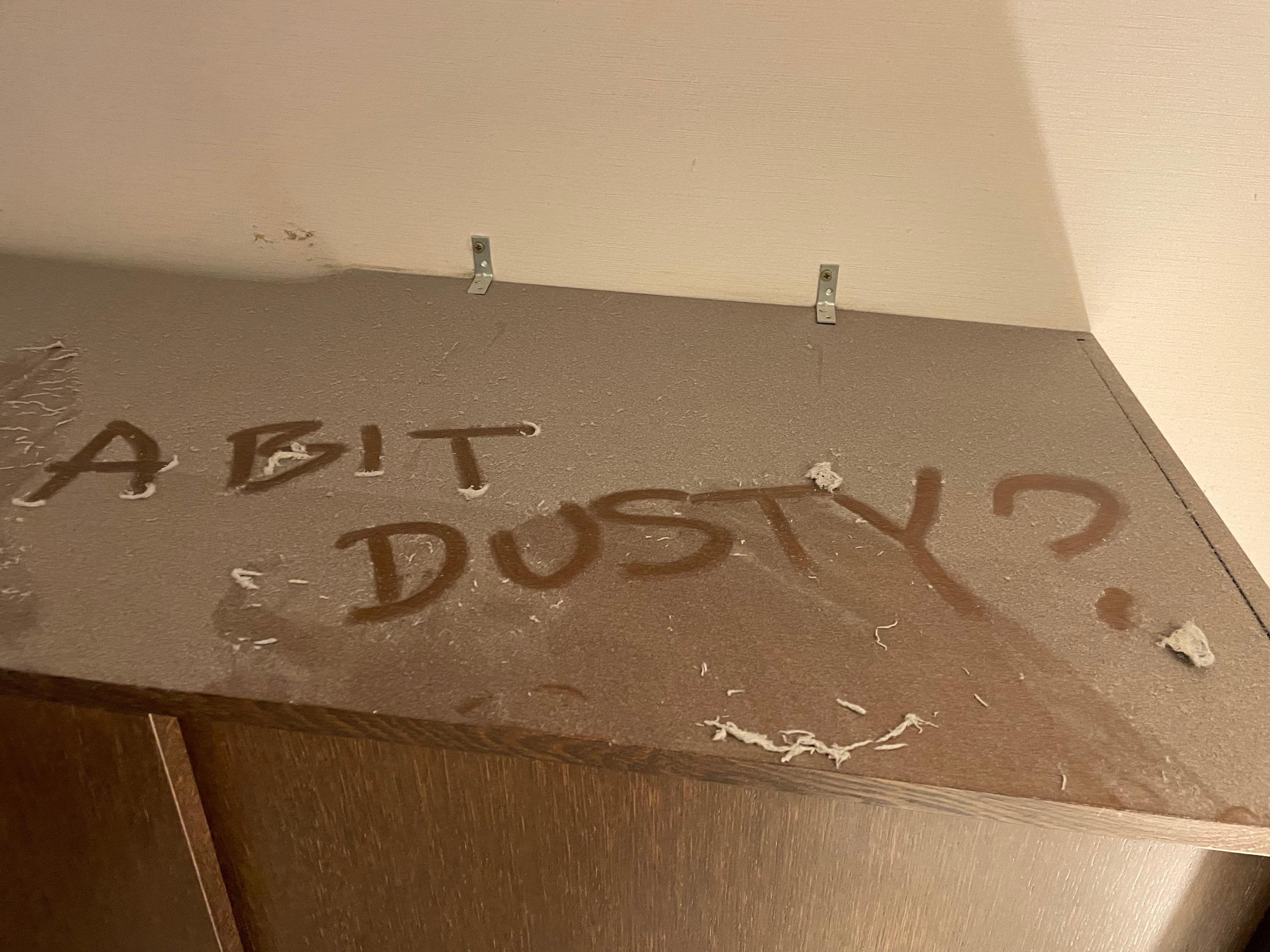 Ovenpå skabet