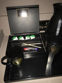 Hot drink station