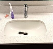 Waschbecken Zimmer 337 am 16.10.2024