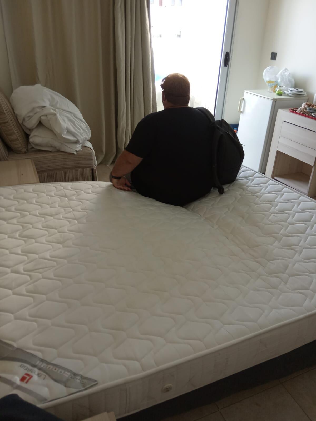 Le trou dans le matelas 